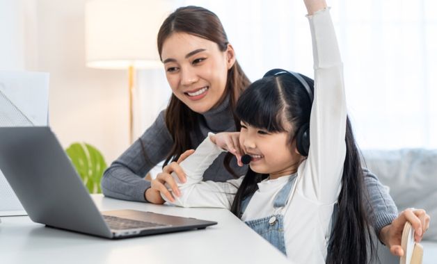 Những lợi ích của việc cho trẻ học tiếng Anh từ sớm với Super S5