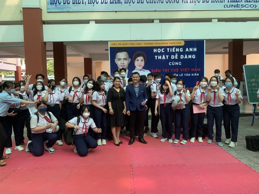 Siêu trí nhớ tiếng đào tạo tại trường trung học cơ sở Đặng Trần Côn, Tân Phú, TP. Hồ Chí Minh